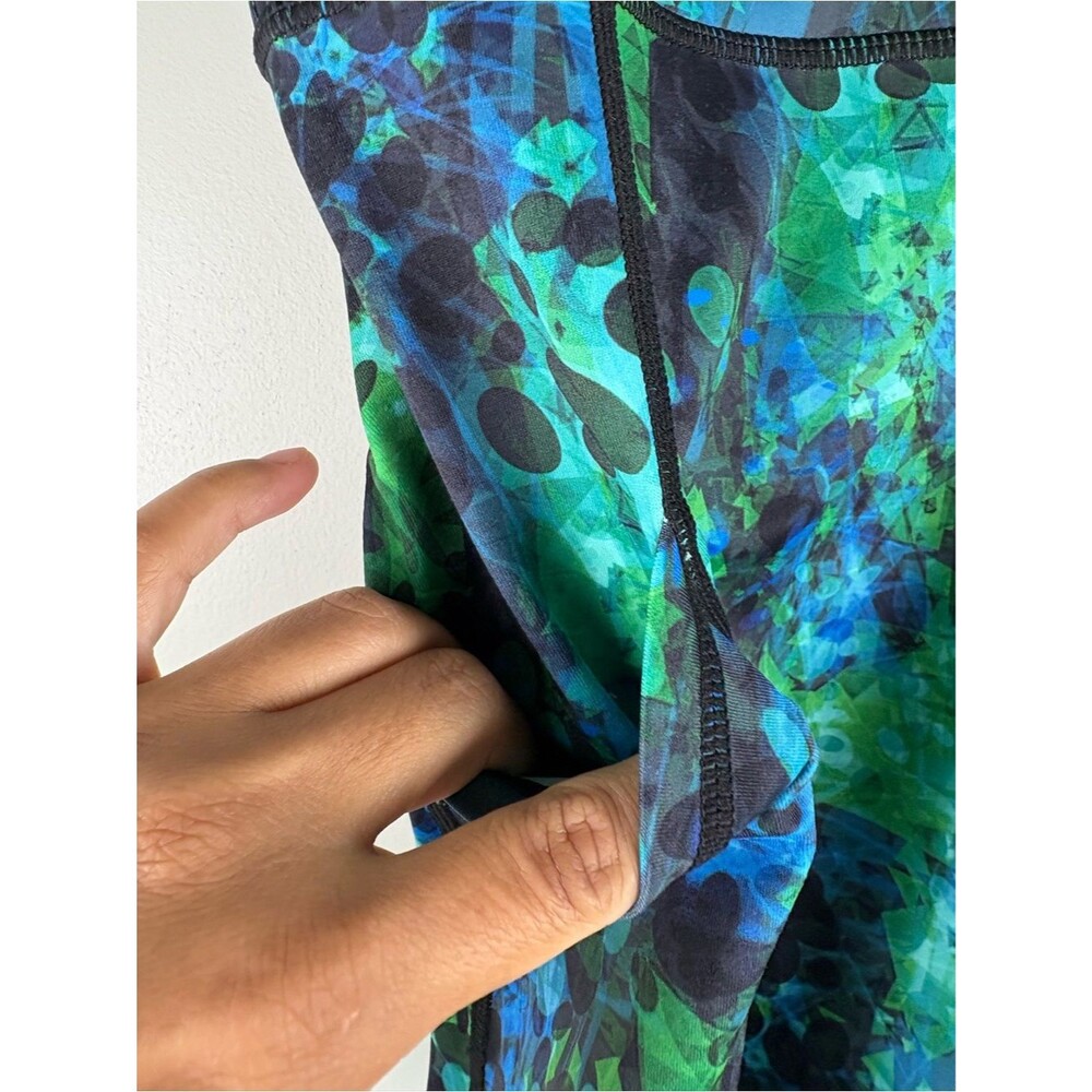 CVG Medusa 5 inch Shorts Women's Size Large Squat Proof Tidal Wave Blue Green - Picture 2 of 5